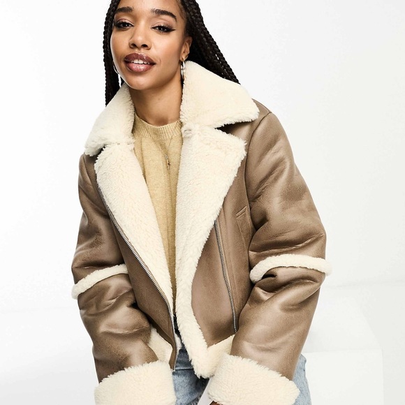 ASOS DESIGN short bonded borg aviator jacket in hazelnut - Picture 1 of 8